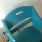 DIYで簡単リメイク　子供椅子にペンキ塗り　